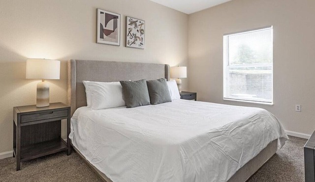 Landing at Quail Hollow at the Lakes - 2 Bedrooms in Springfield