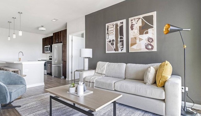 Landing at Reserve Randall Road - 2 Bedrooms in Downtown West Dundee