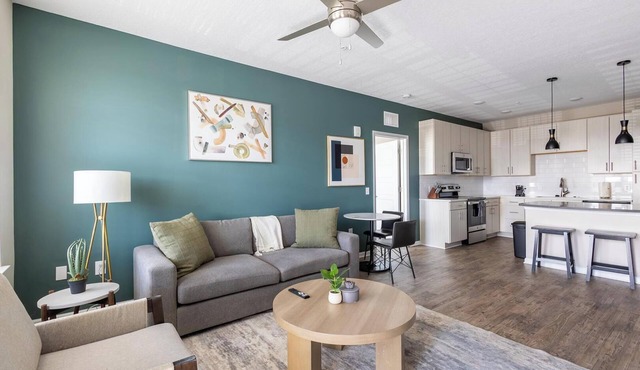 Landing at Tapestry Turfway - 2 Bedrooms in Flo.
