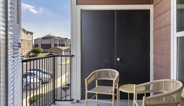 Landing at The Anderson at Brooks - 1 Bedroom in Stinson Airport Vicinity