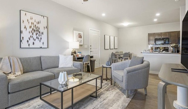 Landing at The Anderson at Brooks - 2 Bedrooms in Stinson Airport Vicinity