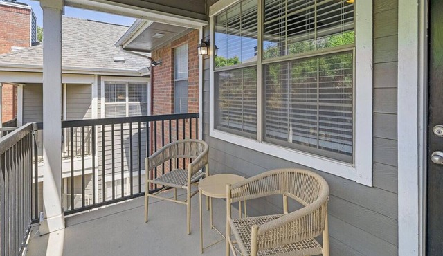 Landing at The Heights of Cityview - 2 Bedrooms in Downtown Fort Worth