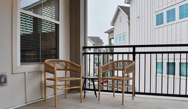 Landing at The Newton Apartments - 2 Bedrooms in Palisades