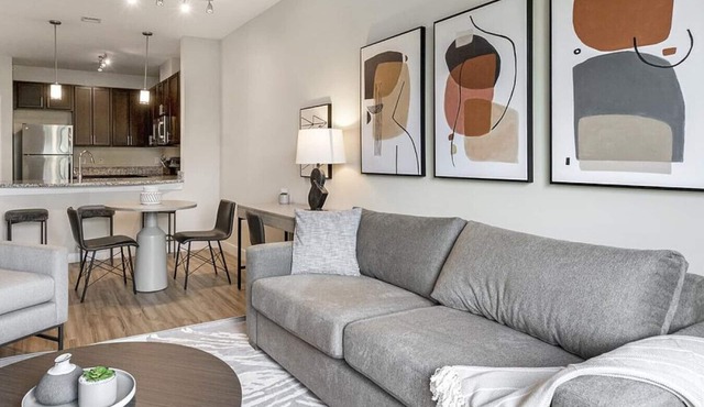 Landing at Urban Green Apartments - 1 Bedroom in Ijamsville