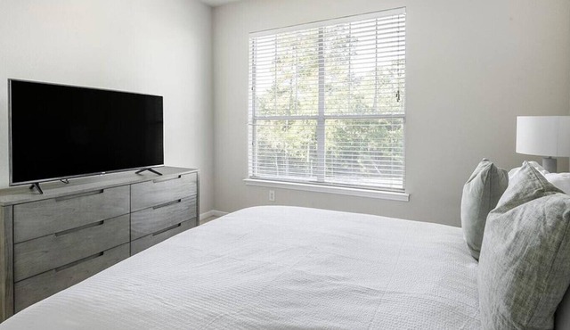 Landing at Whispering Pines Ranch - 3 Bedrooms in Alden Bridge