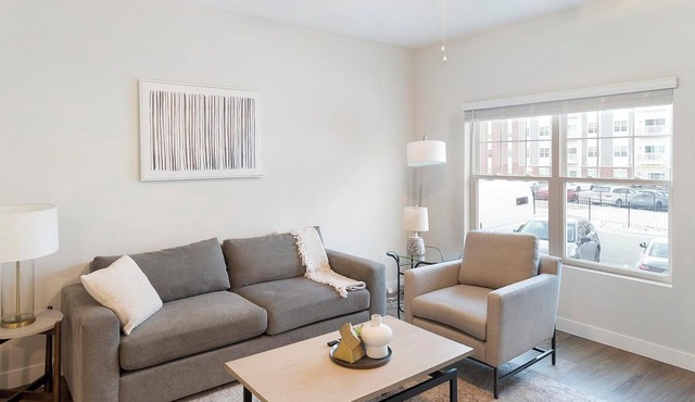 Landing at Willow Glen Lofts - 2 Bedrooms in Wi.