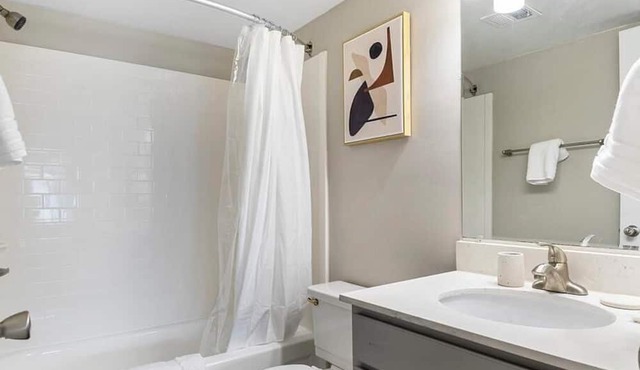 Landing at Woods of Fairfax I - 3 Bedrooms in Downtown Lorton