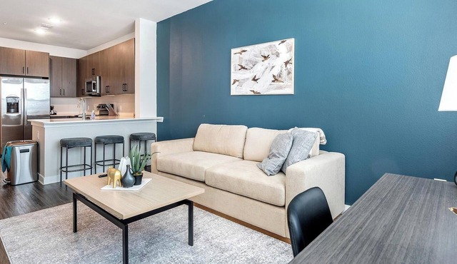 Landing | Beautiful 1BD, Clubhouse, Gym