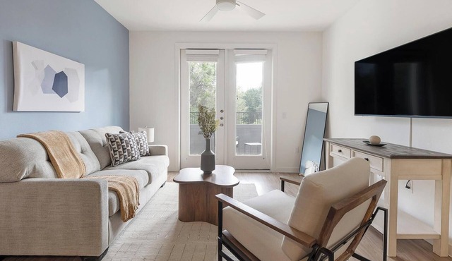 Landing | Beautiful 1BD, Clubhouse, Gym