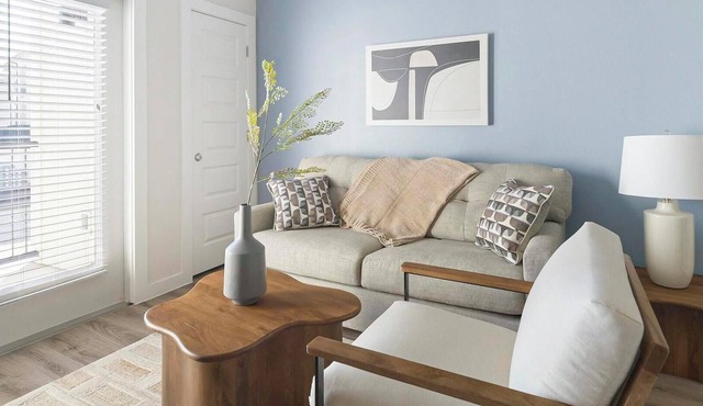 Landing | Beautiful 1BD, Clubhouse, Pool