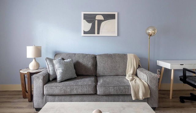 Landing | Beautiful 1BD, Gym, Courtyard