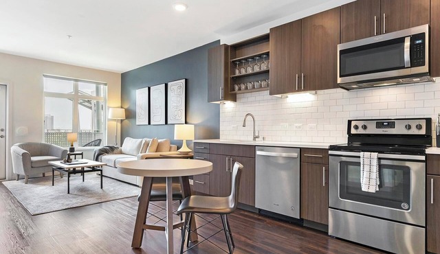 Landing | Beautiful 1BD, Gym