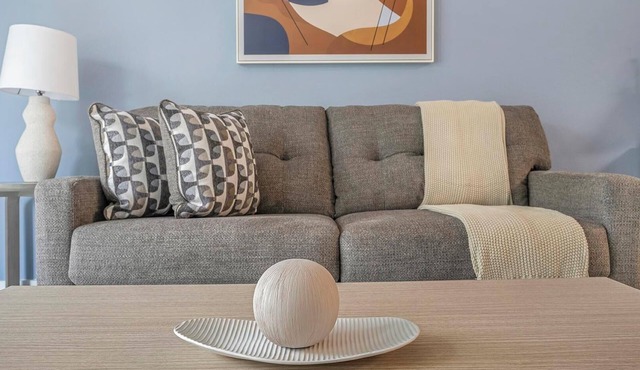 Landing | Beautiful 1BD, Gym, Courtyard