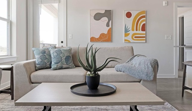 Landing | Beautiful 1BD, Gym, Yoga Studio