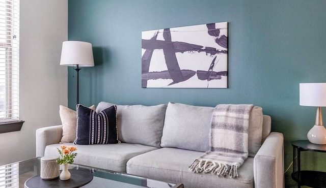 Landing | Beautiful 1BD, Pool, Gym