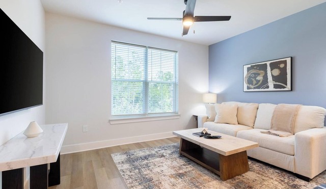 Landing | Beautiful 1BD, Game Room, Yoga Studio