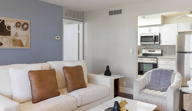 Landing | Beautiful 1BD, Gym