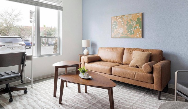 Landing | Beautiful 1BD, Clubhouse, Gym