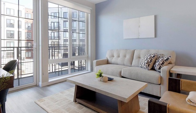 Landing | Beautiful 1BD, Gym, Game Room