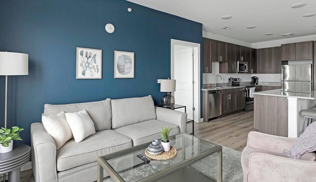 Landing | Beautiful 2BD, Gym, Clubhouse
