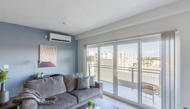 Landing | Beautiful 2BD, Gym, Pool