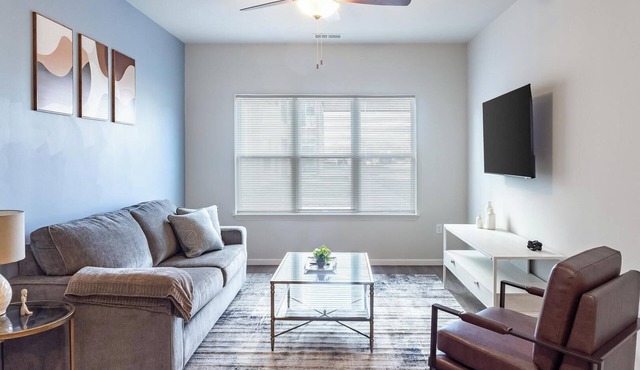 Landing | Beautiful 2BD, Gym, Courtyard