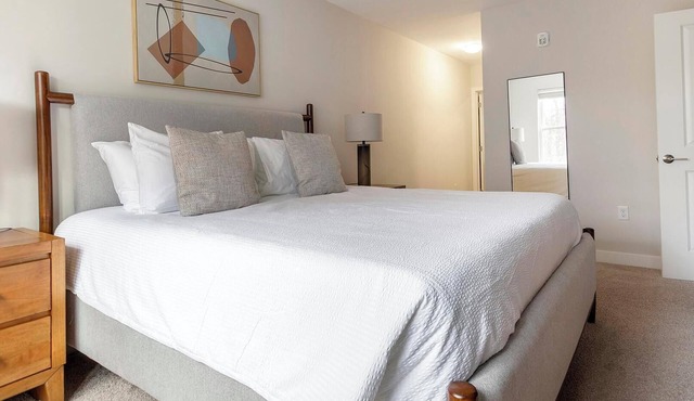 Landing | Beautiful 2BD, Game Room, Gym