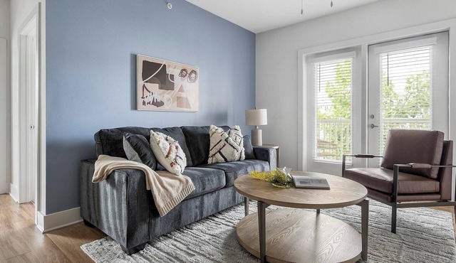 Landing | Beautiful 3BD, Yoga Studio, Gym