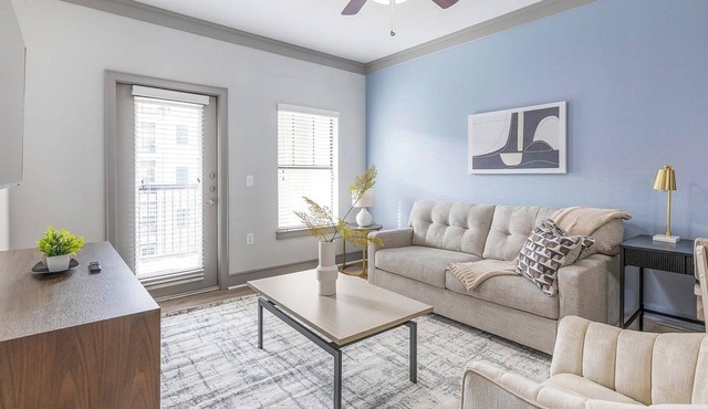 Landing | Beautiful 3BD, Clubhouse, Gym