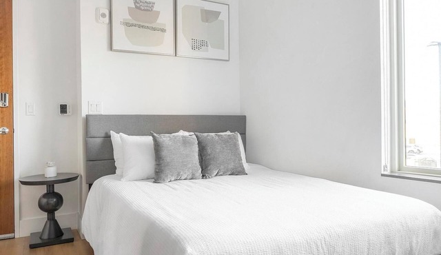 Landing | Beautiful Studio, Clubhouse