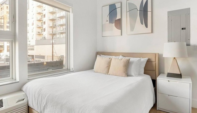 Landing | Beautiful Studio, Rooftop Lounge