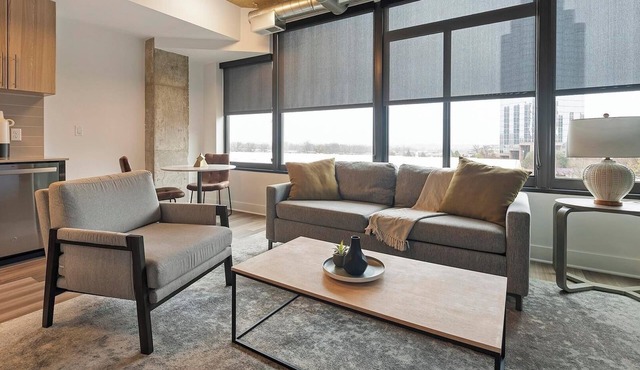 Landing | Beautiful 1BD, Gym, Game Room
