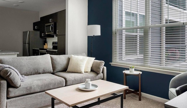 Landing | Chic 1BD, Courtyard, Clubhouse