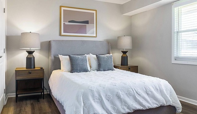 Landing | Chic 1BD, Courtyard, Pool