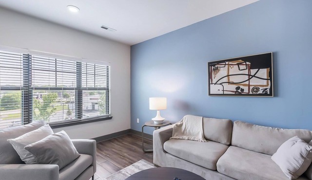 Landing | Chic 1BD, Clubhouse, Gym
