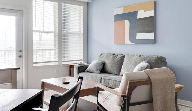 Landing | Chic 1BD, Clubhouse