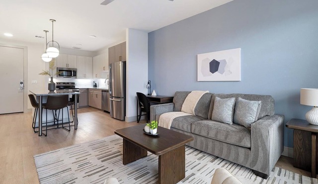 Landing | Chic 1BD, Clubhouse, Gym