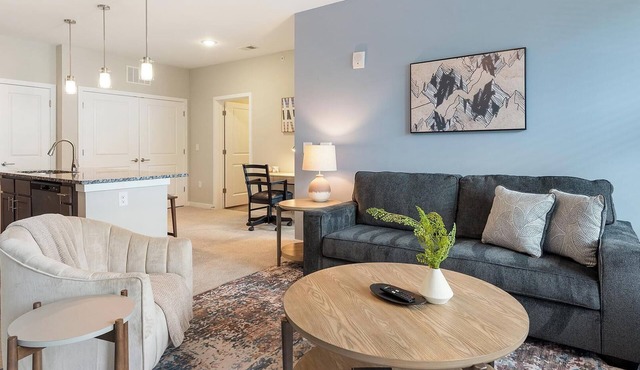 Landing | Chic 1BD, Game Room, Yoga Studio