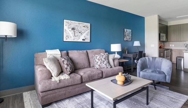 Landing | Chic 1BD, Gym