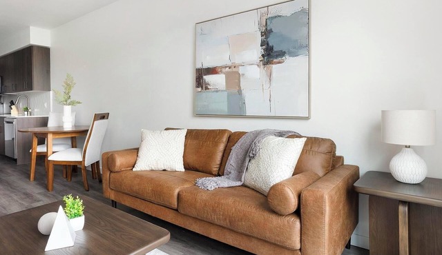 Landing | Chic 1BD, Gym