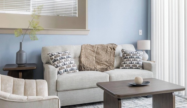 Landing | Chic 1BD, Gym