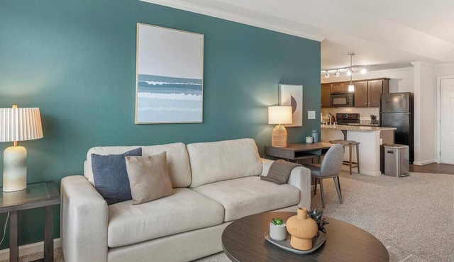 Landing | Chic 1BD, Pool, Courtyard