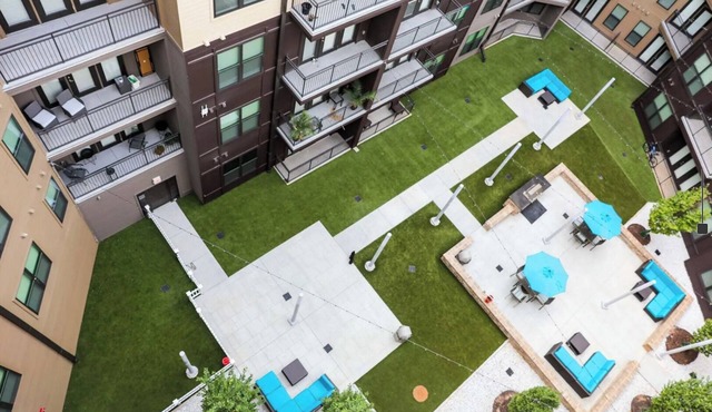 Landing | Chic 1BD, Pool, Clubhouse