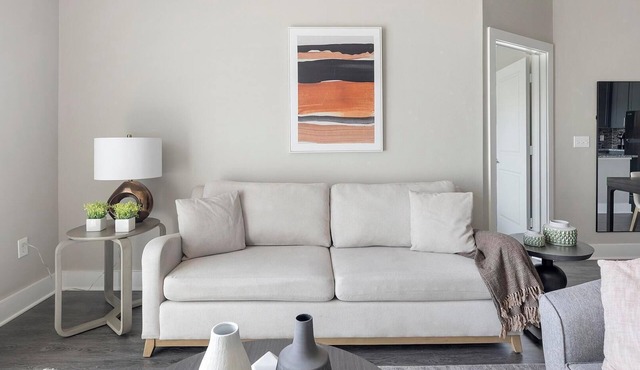 Landing | Chic 1BD, Yoga Studio, Pool