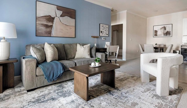 Landing | Chic 2BD, Gym, Clubhouse