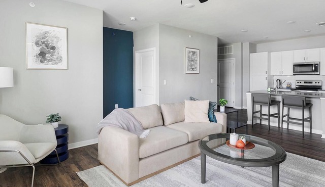 Landing | Chic 2BD, Pool, Gym