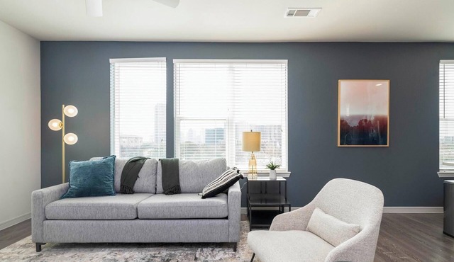 Landing | Chic 2BD, Pool, Gym