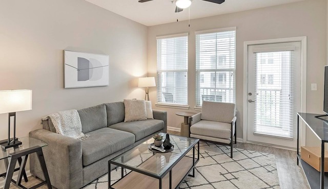 Landing | Chic 2BD, Pool, Gym