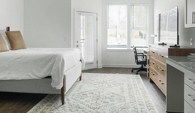 Landing | Chic Studio, Clubhouse, Gym