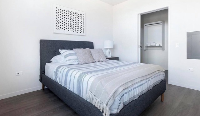 Landing | Chic Studio, Rooftop Lounge, Pool